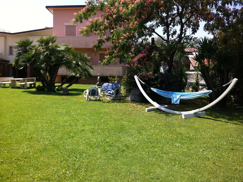 Hotel Da Filie' Querceta Ngoại thất bức ảnh