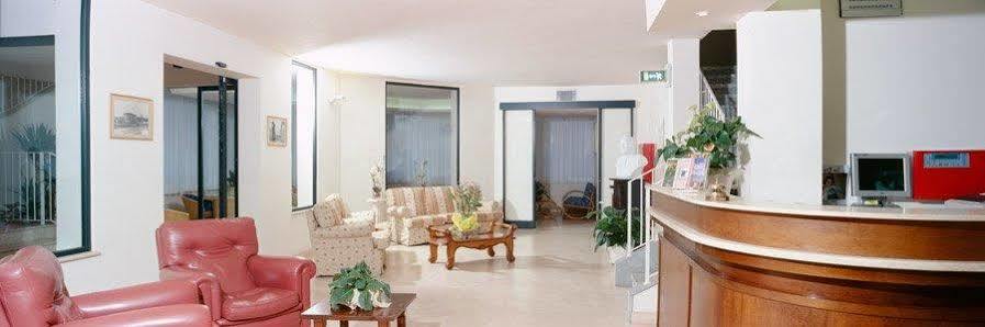 Hotel Da Filie' Querceta Ngoại thất bức ảnh