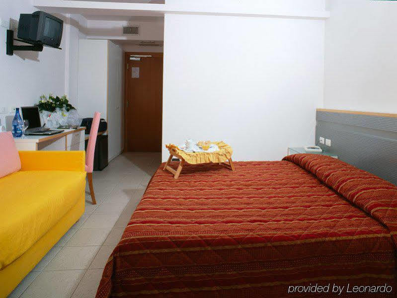 Hotel Da Filie' Querceta Ngoại thất bức ảnh