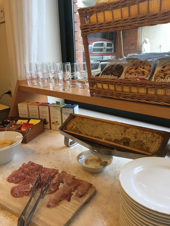 Hotel Da Filie' Querceta Ngoại thất bức ảnh