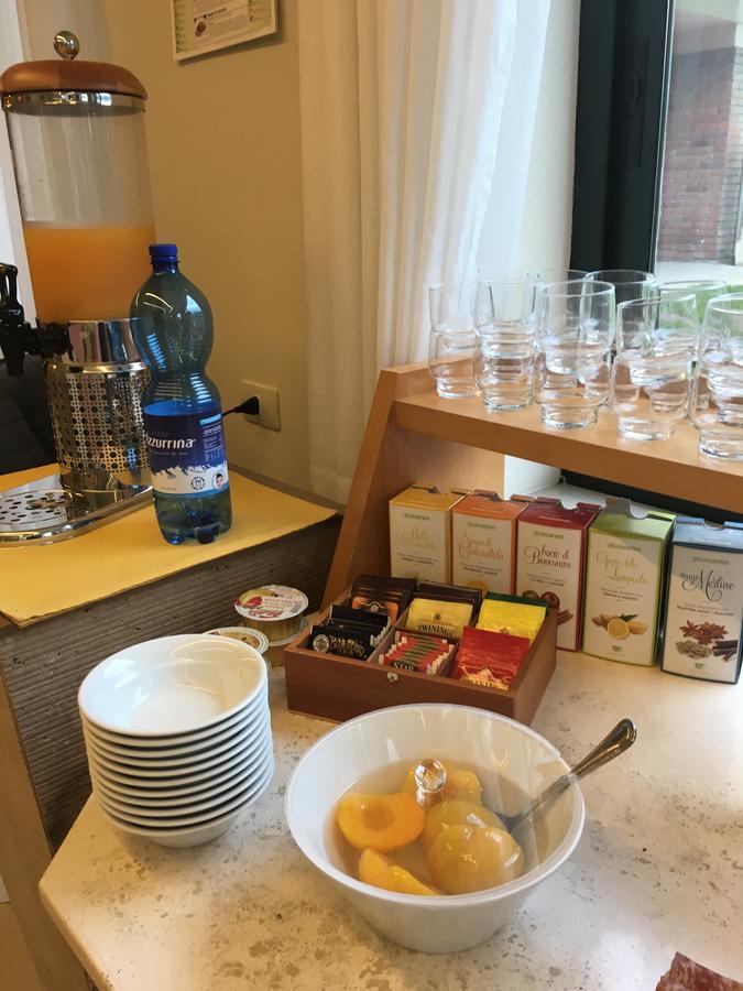 Hotel Da Filie' Querceta Ngoại thất bức ảnh